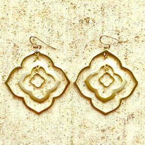 Kendra Scott Darenda earrings